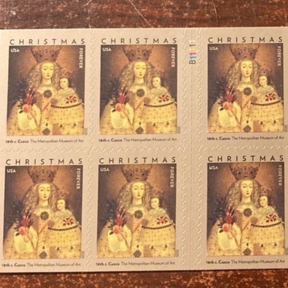 2 Mint Christmas & Madonna & Child booklets #205700264397 - Picture 2 of 4